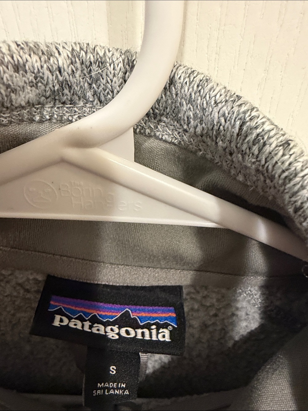 Patagonia Men’s Heather Gray Lightweight Fleece Jacket - Picture 2 of 3